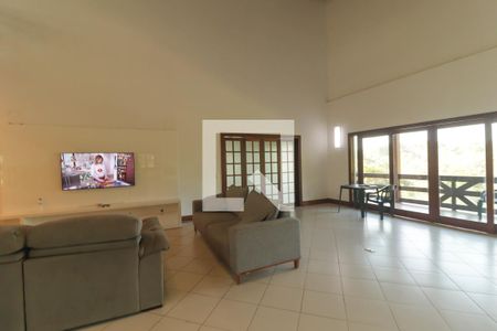 Sala de casa de condomínio para alugar com 6 quartos, 1200m² em Ivoturucaia, Jundiaí