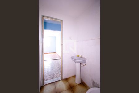 Banheiro de apartamento para alugar com 1 quarto, 60m² em Trindade, São Gonçalo