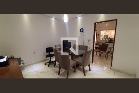 Sala de Jantar de casa à venda com 5 quartos, 300m² em Conceicao, Osasco