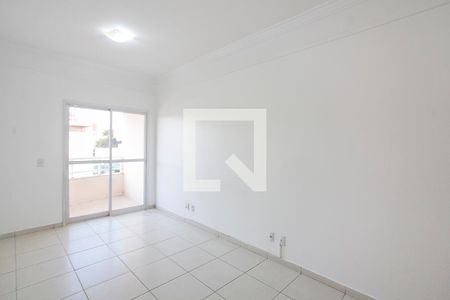 Sala de apartamento para alugar com 3 quartos, 85m² em Saraiva, Uberlândia