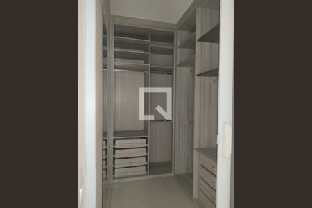 Quarto de casa à venda com 3 quartos, 250m² em Vila Santa Teresa, Santo André