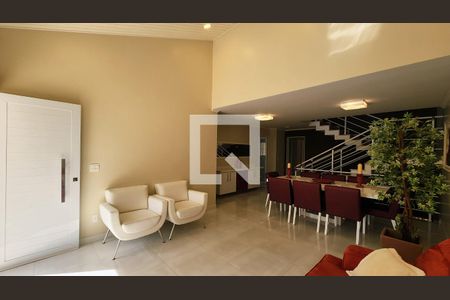 Sala de Estar de casa à venda com 4 quartos, 436m² em Retiro, Jundiaí