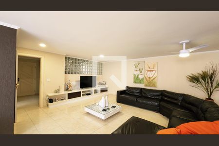 Sala de TV de casa à venda com 4 quartos, 436m² em Retiro, Jundiaí