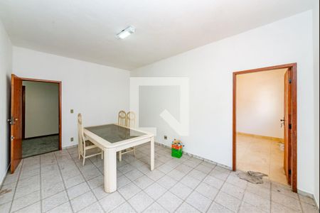 Sala 2 de apartamento à venda com 2 quartos, 500m² em Tirol, Belo Horizonte