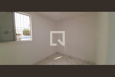 Quarto 2 de apartamento à venda com 2 quartos, 43m² em Vila Yolanda, Osasco