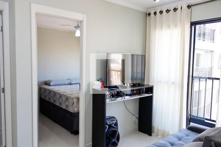 Sala de apartamento à venda com 1 quarto, 32m² em Vila Yolanda, Osasco