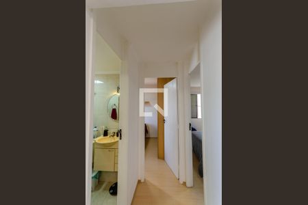 Corredor de apartamento para alugar com 2 quartos, 52m² em Jardim Peri, São Paulo