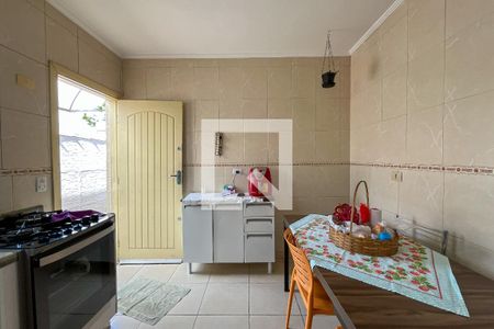 Cozinha de casa à venda com 2 quartos, 150m² em Vila Miriam, São Paulo