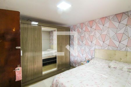 Quarto 1 de casa à venda com 4 quartos, 120m² em Guajuviras, Canoas