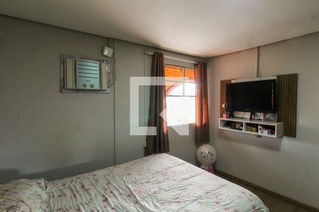 Quarto 1 de casa à venda com 4 quartos, 120m² em Guajuviras, Canoas