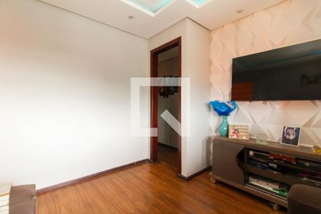 Sala de casa à venda com 4 quartos, 120m² em Guajuviras, Canoas