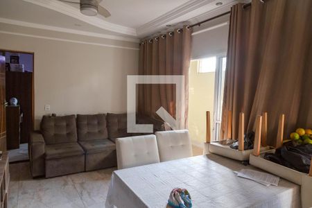 Sala de casa para alugar com 2 quartos, 350m² em Vila Nova Bonsucesso, Guarulhos