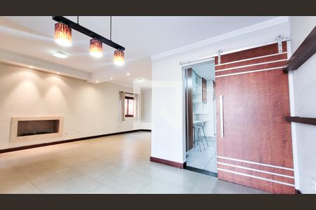 Sala de casa de condomínio à venda com 3 quartos, 404m² em Parque dos Jacarandás, Campinas