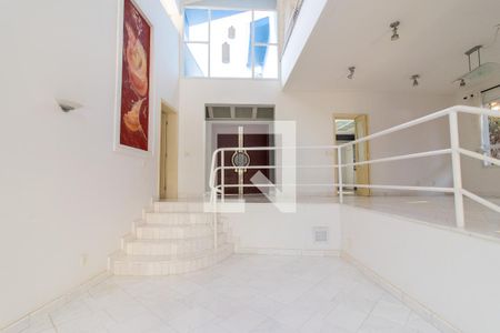 Sala de casa de condomínio para alugar com 5 quartos, 412m² em Residencial Barão do Café, Campinas