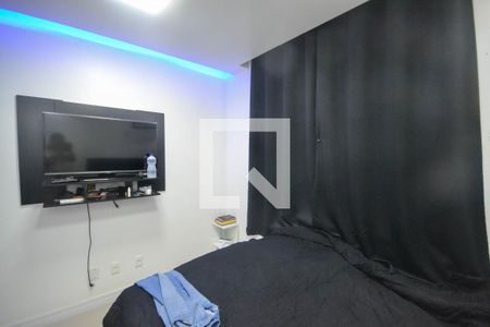 Quarto 1 de casa para alugar com 2 quartos, 240m² em Jardim Alvorada, Nova Iguaçu