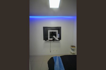 Quarto 1 de casa para alugar com 2 quartos, 240m² em Jardim Alvorada, Nova Iguaçu