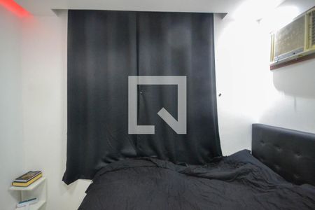 Quarto 1 de casa para alugar com 2 quartos, 240m² em Jardim Alvorada, Nova Iguaçu