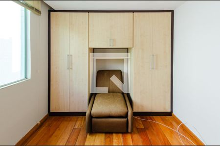 Quarto 1 de apartamento para alugar com 5 quartos, 238m² em Buritis, Belo Horizonte