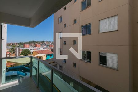 Vista/Sala de apartamento à venda com 3 quartos, 102m² em Heliópolis, Belo Horizonte