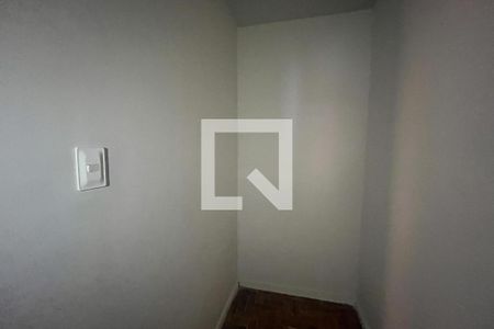 Sala de casa de condomínio à venda com 2 quartos, 70m² em Portuguesa, Rio de Janeiro