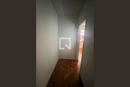 Sala de casa de condomínio à venda com 2 quartos, 70m² em Portuguesa, Rio de Janeiro