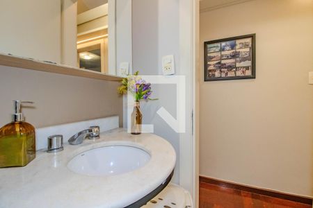 Lavabo de apartamento para alugar com 2 quartos, 141m² em Auxiliadora, Porto Alegre