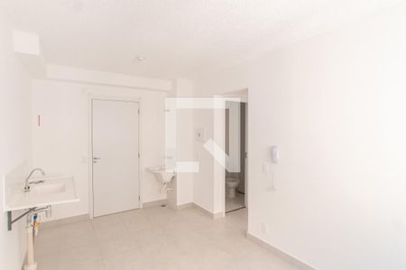 Sala e Cozinha de apartamento para alugar com 2 quartos, 32m² em Parque Novo Mundo, São Paulo