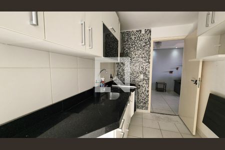 Cozinha e Área de Serviço de apartamento à venda com 2 quartos, 56m² em Caxambu, Jundiaí