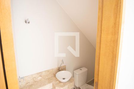 Lavabo de casa de condomínio à venda com 2 quartos, 52m² em Vila Constança, São Paulo