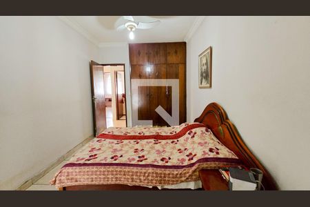 Quarto 1 de casa à venda com 3 quartos, 200m² em Caiçara-adelaide, Belo Horizonte