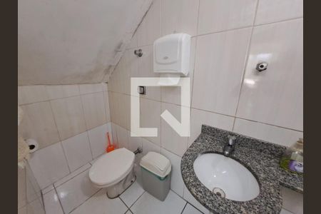Lavabo de casa para alugar com 5 quartos, 217m² em Jaguaribe, Osasco