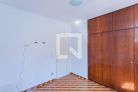 Quarto 1 de casa para alugar com 4 quartos, 500m² em São Domingos, São Paulo