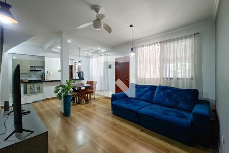 Sala de casa para alugar com 3 quartos, 200m² em Quietude, Praia Grande