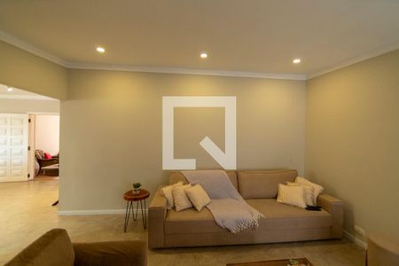 Sala de casa à venda com 3 quartos, 220m² em Vila Sao Joao, Barueri