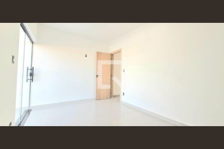 Quarto 2 de casa à venda com 3 quartos, 180m² em Jardim Imperial, Lagoa Santa