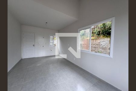 Sala de casa à venda com 2 quartos, 62m² em Scharlau, São Leopoldo