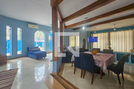 Sala de casa para alugar com 7 quartos, 720m² em Jardim Guaiuba, Guarujá