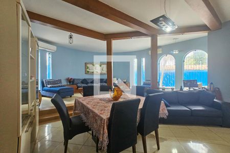 Sala de casa para alugar com 7 quartos, 720m² em Jardim Guaiuba, Guarujá