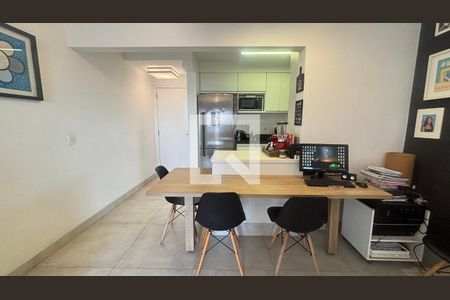 Sala de apartamento à venda com 2 quartos, 78m² em Campestre, Santo André