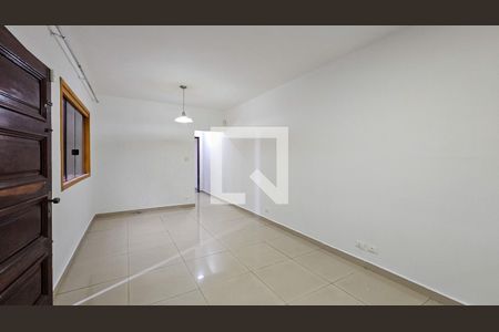 Sala de casa à venda com 3 quartos, 130m² em Jardim Luanda, São Paulo