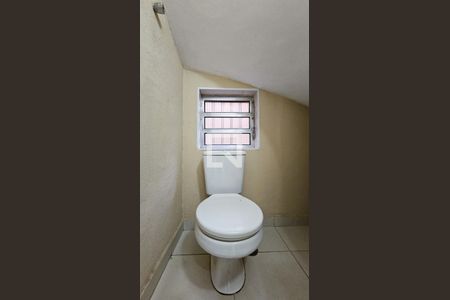 Lavabo de casa à venda com 3 quartos, 130m² em Jardim Luanda, São Paulo
