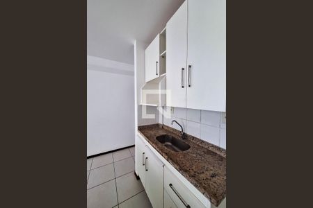 Cozinha de apartamento à venda com 1 quarto, 40m² em Itaipu, Niterói
