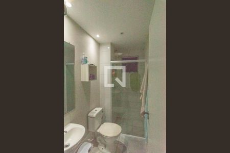 Banheiro da Suíte de apartamento à venda com 2 quartos, 60m² em Parque Fazendinha, Campinas