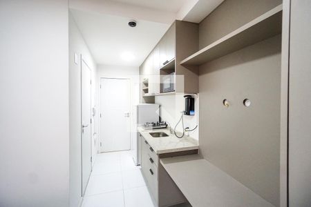 Cozinha de kitnet/studio para alugar com 1 quarto, 23m² em Vila Esperança, São Paulo