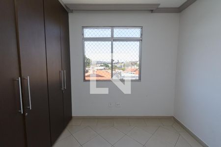 Quarto 2 de apartamento à venda com 3 quartos, 185m² em Tirol, Contagem