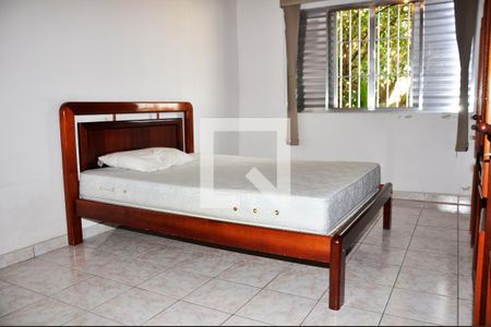 Quarto 01 de casa à venda com 4 quartos, 130m² em Vila Bancaria Munhoz, São Paulo