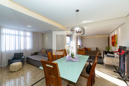 Sala de apartamento à venda com 3 quartos, 130m² em Minas Brasil, Belo Horizonte