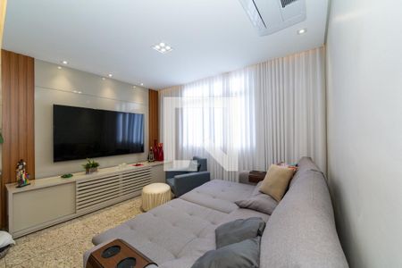 Sala de apartamento à venda com 3 quartos, 130m² em Minas Brasil, Belo Horizonte