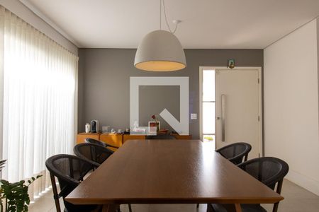 Sala de Jantar de casa de condomínio à venda com 4 quartos, 194m² em Bairro das Palmeiras, Campinas