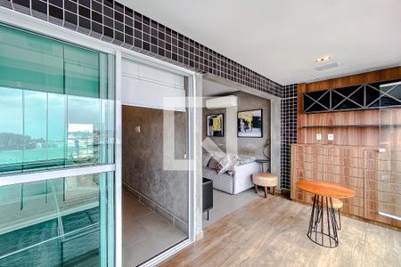 Varanda de kitnet/studio à venda com 1 quarto, 55m² em Vila Regente Feijó, São Paulo